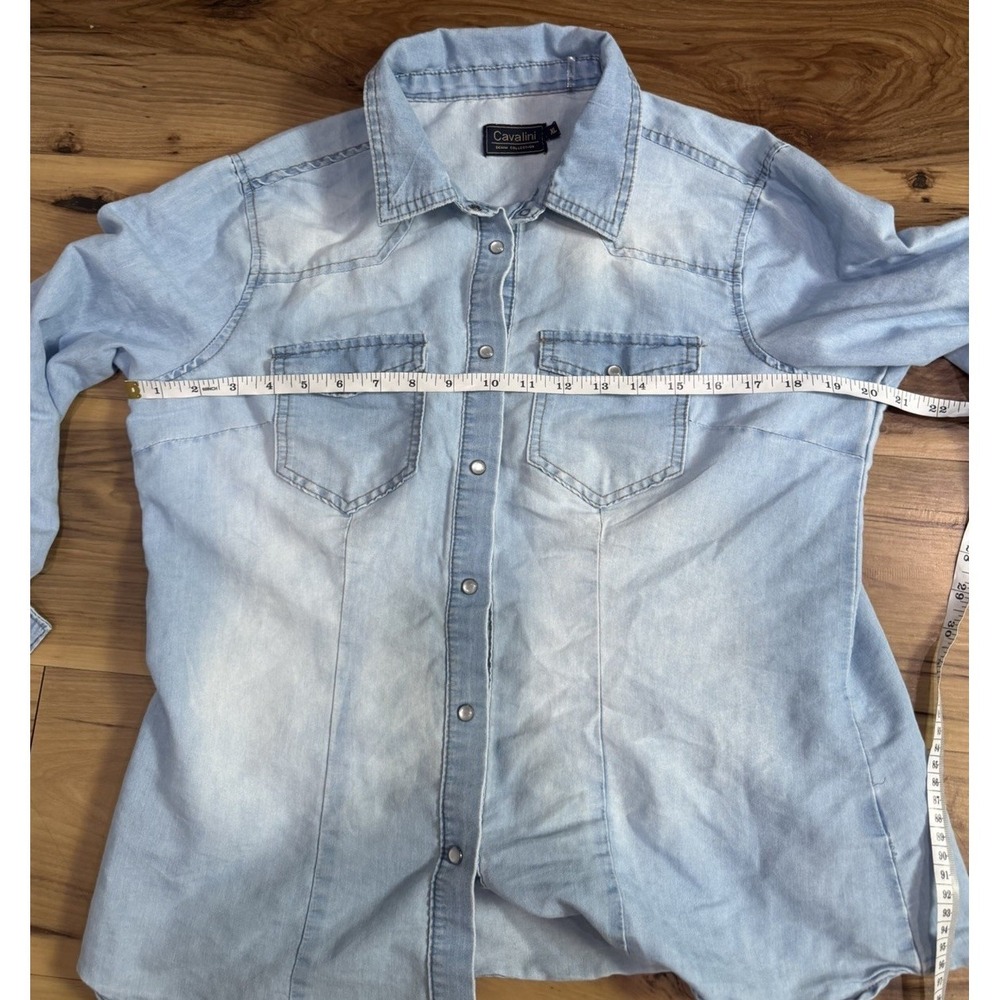Cavalini Light Wash Denim Snap Button Western Shirt Womens XL Y2K Chambray Rodeo - Picture 7 of 9